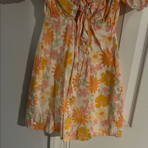 Sabo Skirt Floral Dress - Orange and Yellow bin 2 - Picture 5 of 8